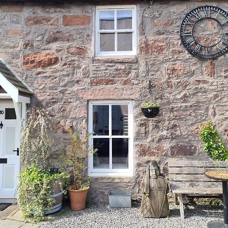 Alexander Courtyard Apartment Inverness Bagian luar foto
