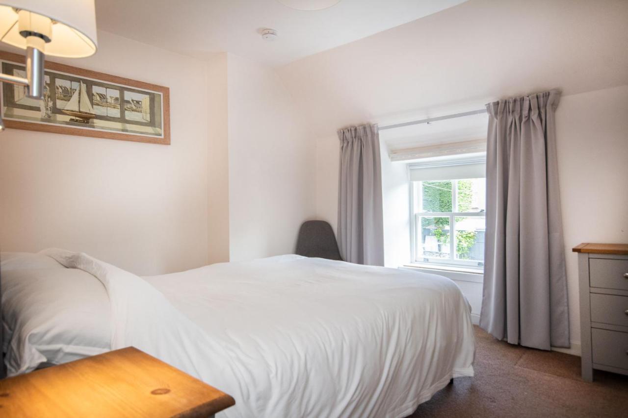 Alexander Courtyard Apartment Inverness Bagian luar foto
