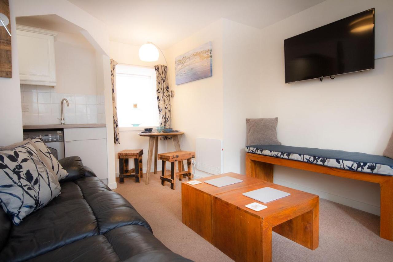 Alexander Courtyard Apartment Inverness Bagian luar foto